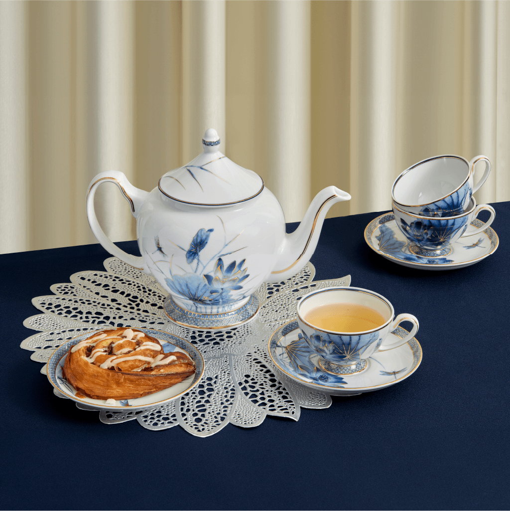 Bộ trà Hoàng Cung Sen Vàng