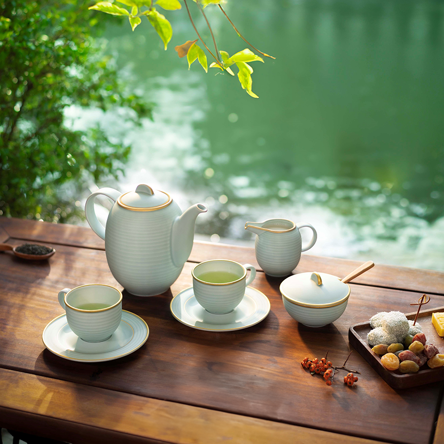 Bộ trà Cordon Men Ngọc Sương Mờ Vàng