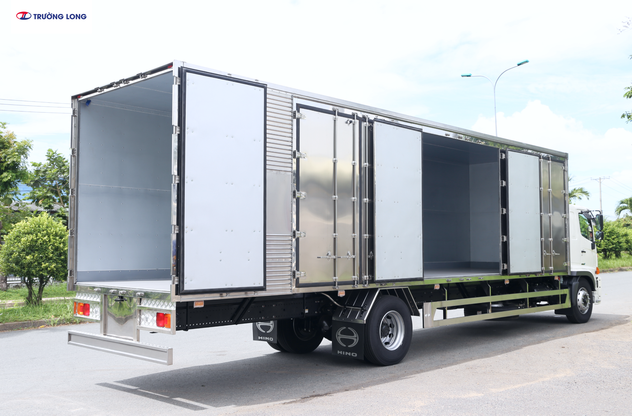 HINO FG8JT8A-PGX EURO 5 - Xe thùng kín 6 tấn 5