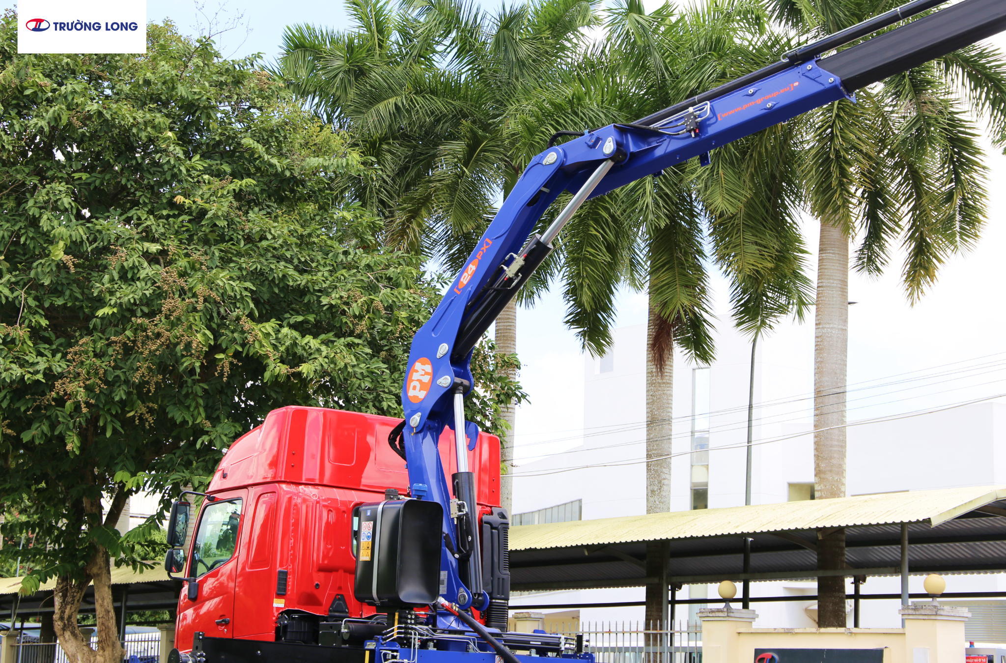 HINO SS2P EURO 5 - Xe tải cẩu gập PM