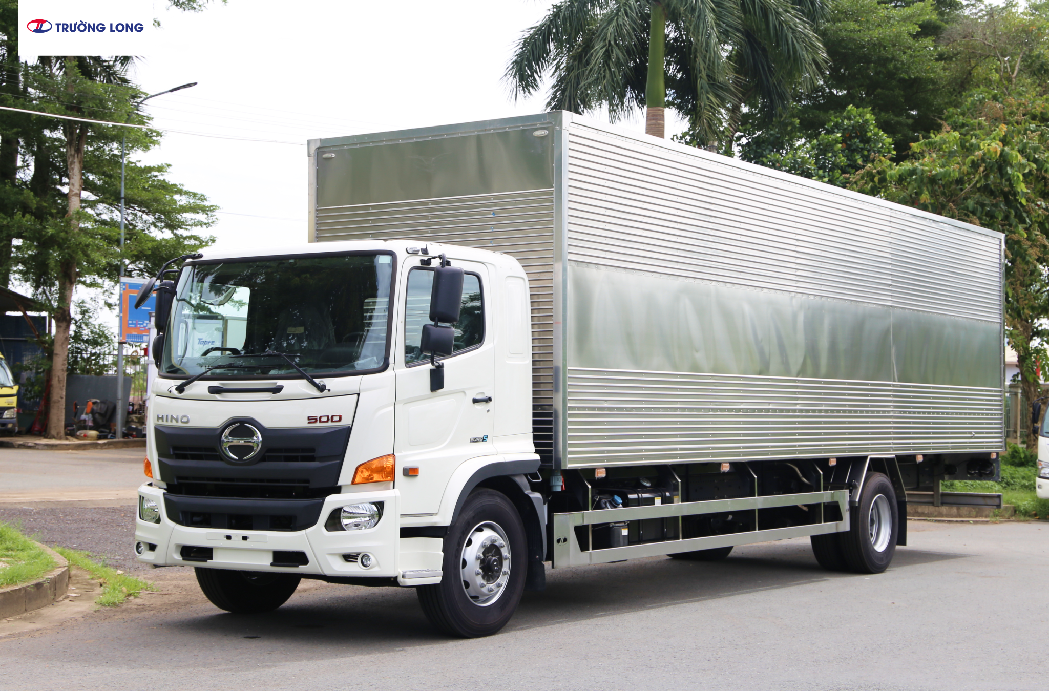 HINO FG8JT8A-PGX EURO 5 - Xe thùng kín 6 tấn 5