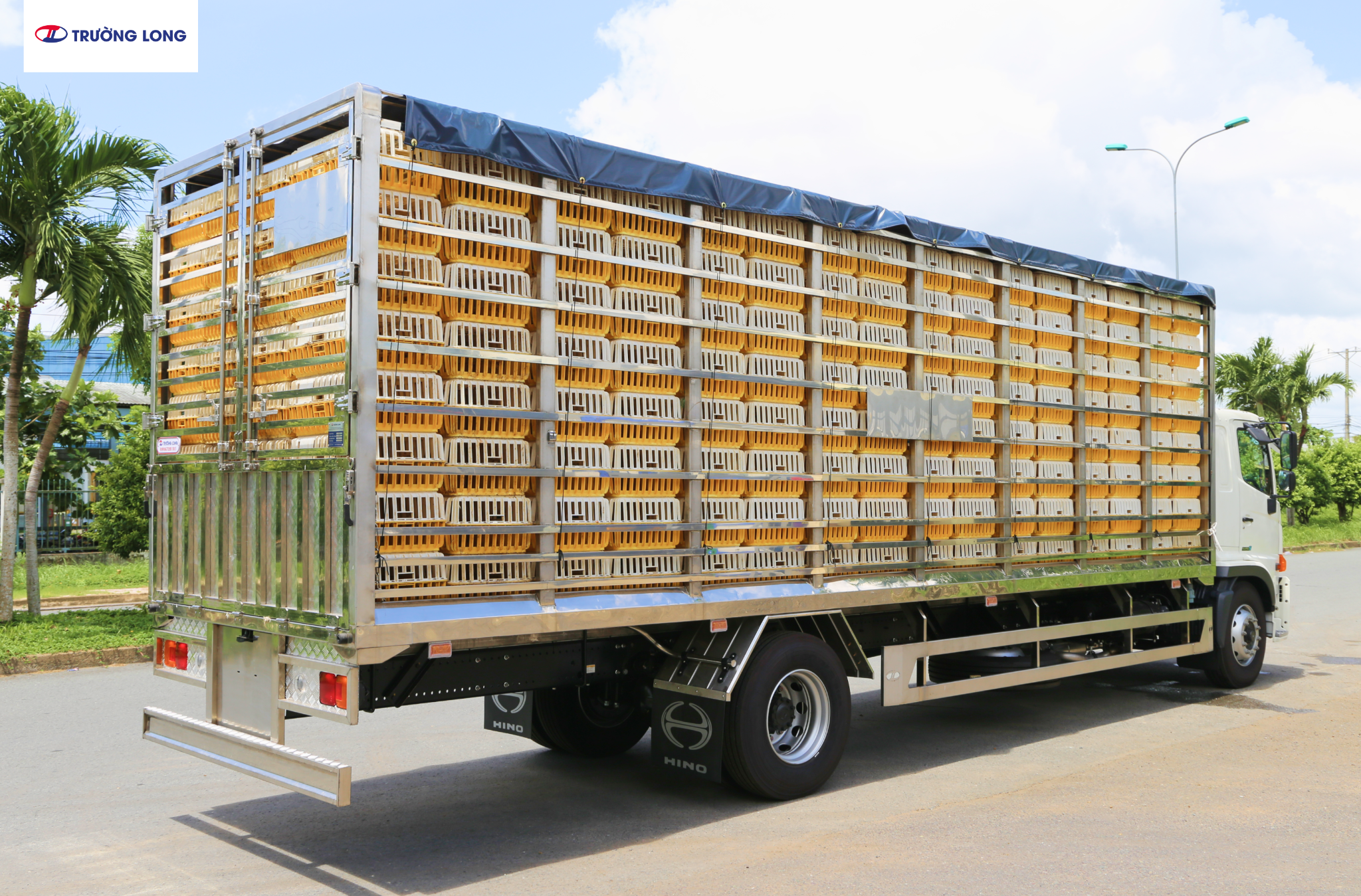 HINO FG8JT8A-PGV Euro 5 - Xe Gia Cầm 5 tấn 7