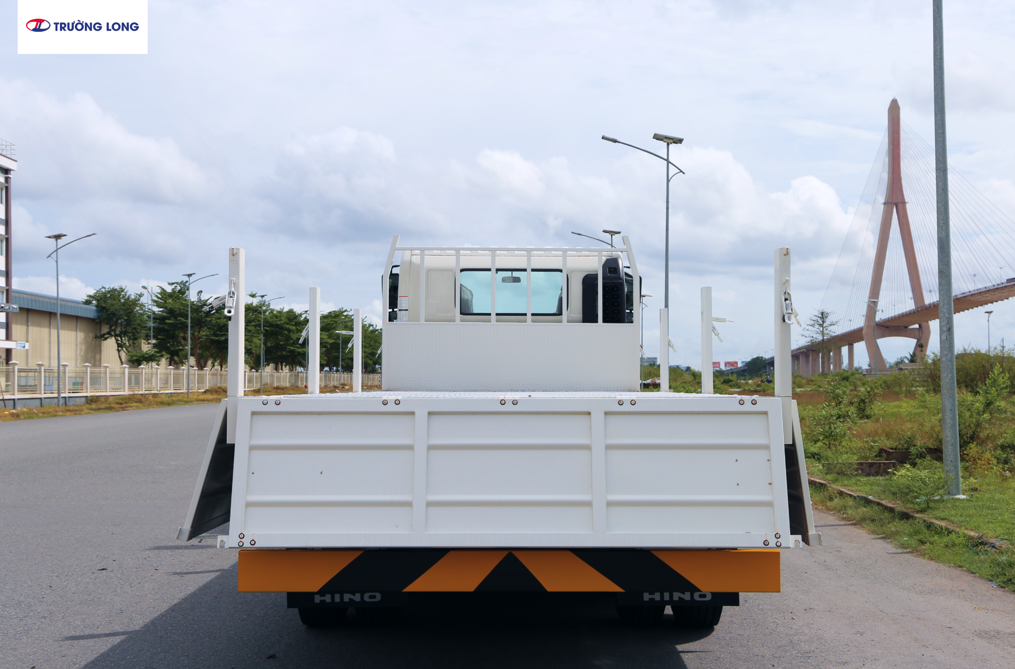 HINO FL E5 - Xe thùng lửng 14 tấn 9