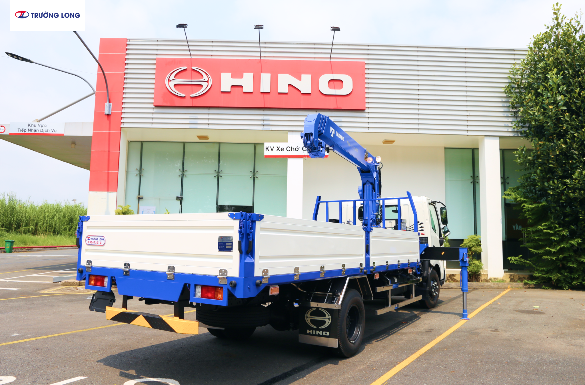 Xe tải cẩu Hino XZU730L Euro 5 3,5 tấn - Cần cẩu Tadano TM-ZE304MH