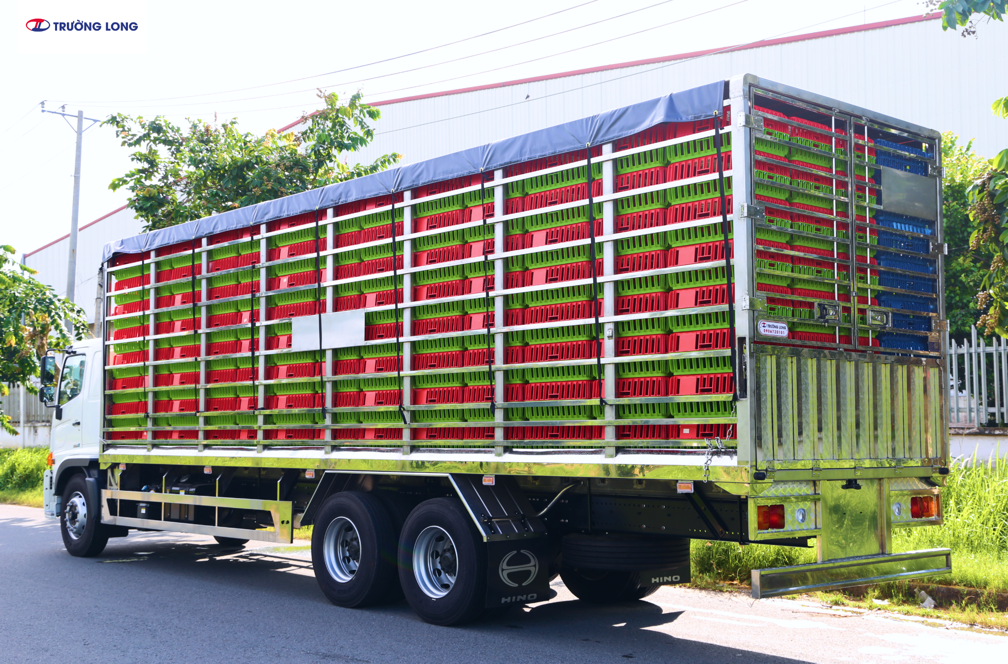 HINO FM8JW7A-U - Xe Gia Cầm 11 tấn 2