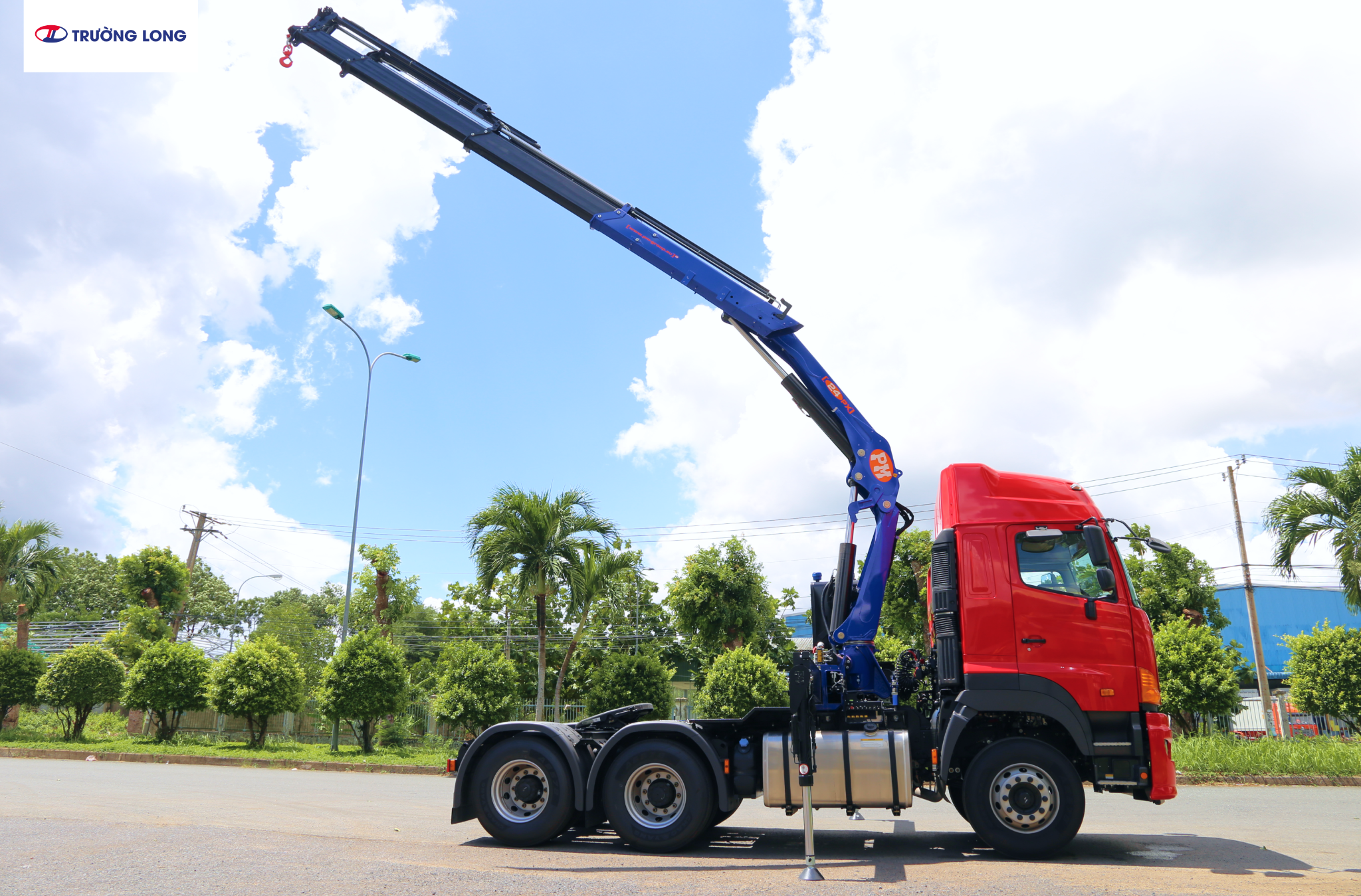 HINO SS2P EURO 5 - Xe tải cẩu gập PM