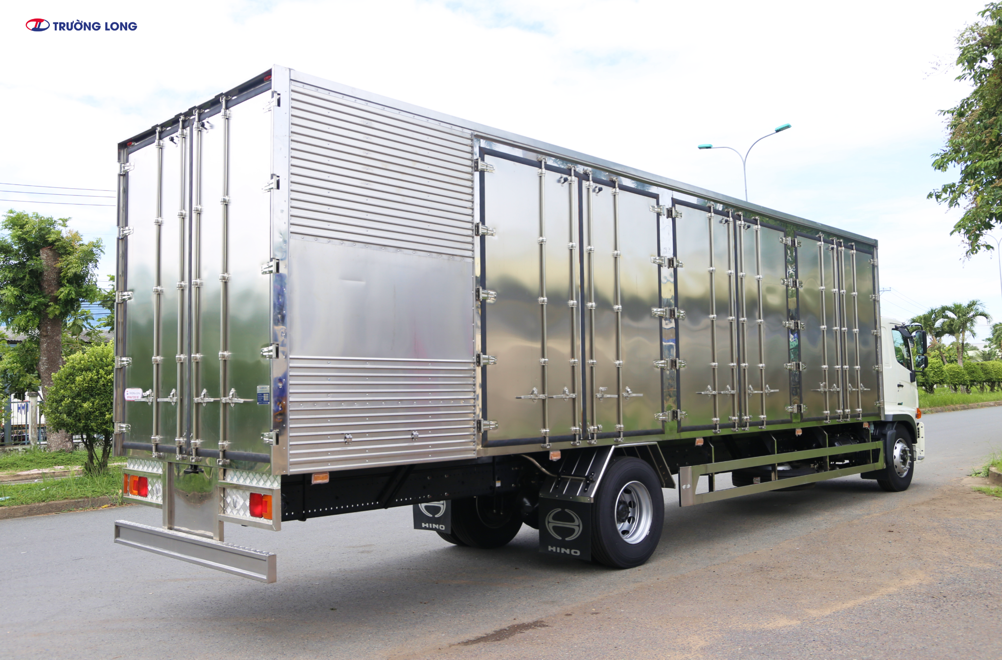 HINO FG8JT8A-PGX EURO 5 - Xe thùng kín 6 tấn 5