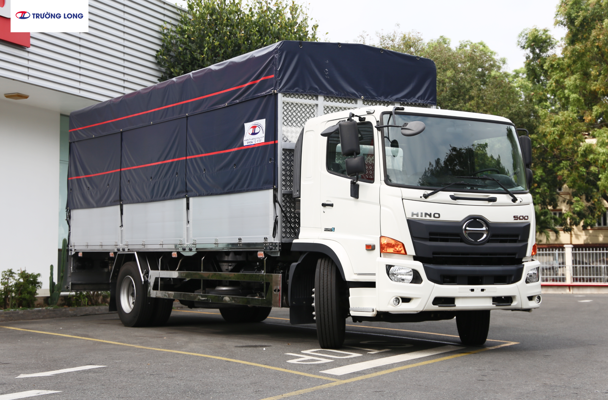 HINO FG PGV - Xe mui bạt 7 tấn 8 thùng dài 7m3