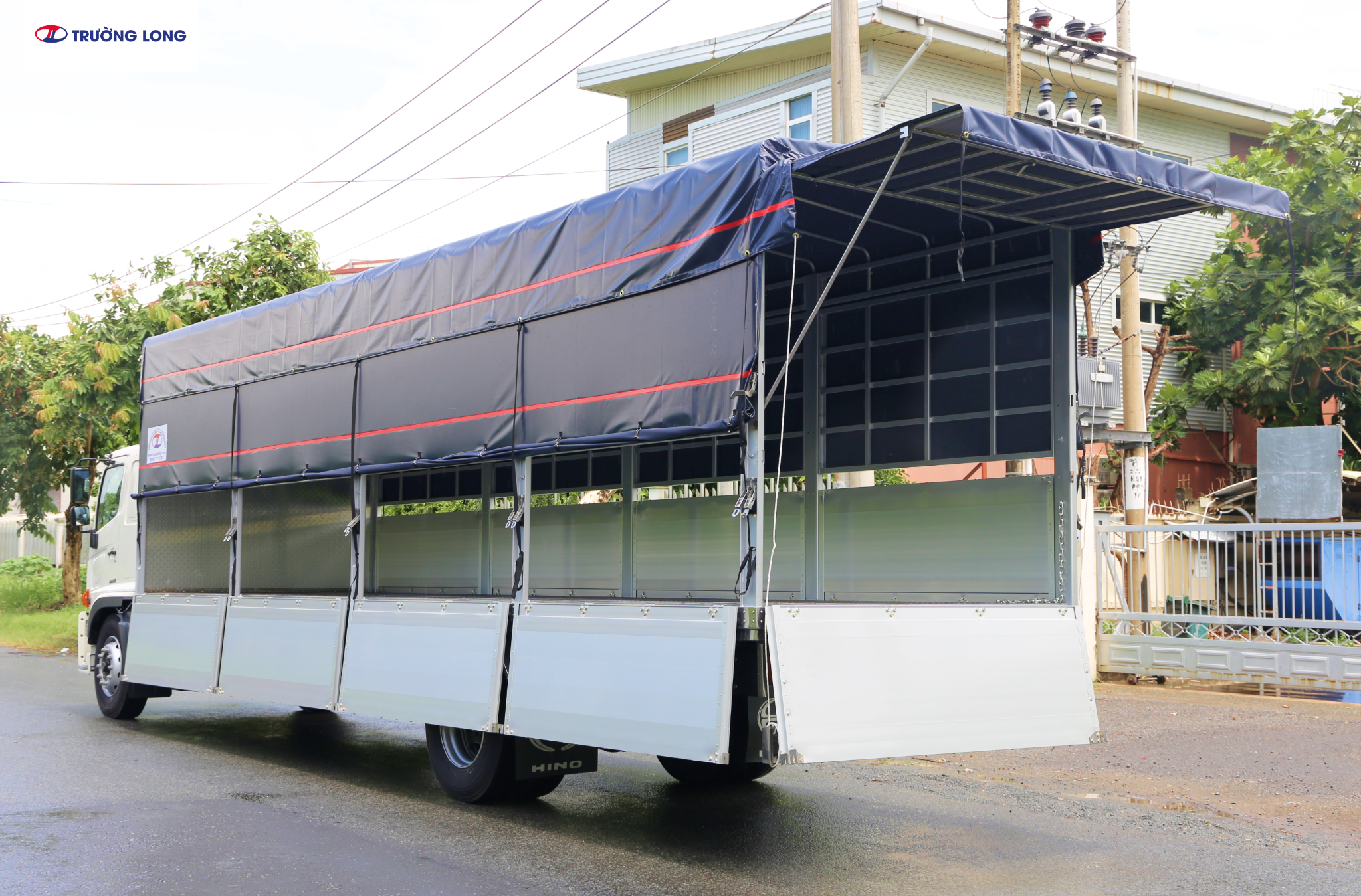 HINO FG8JT8A-PGV Euro 5 - Xe mui bạt 7 tấn 34 thùng dài 8m9