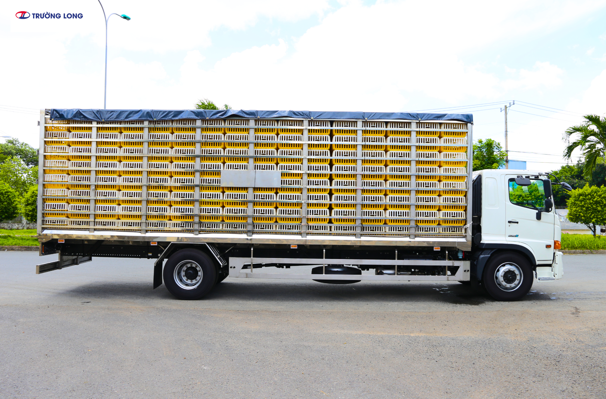 HINO FG8JT8A-PGV Euro 5 - Xe Gia Cầm 5 tấn 7