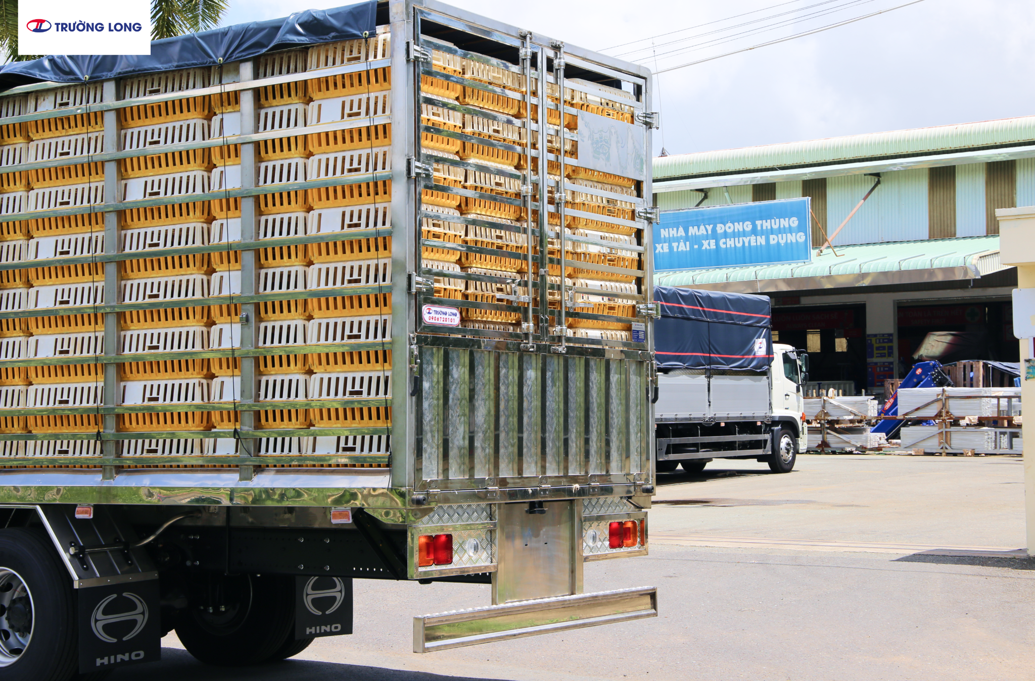 HINO FG8JT8A-PGV Euro 5 - Xe Gia Cầm 5 tấn 7