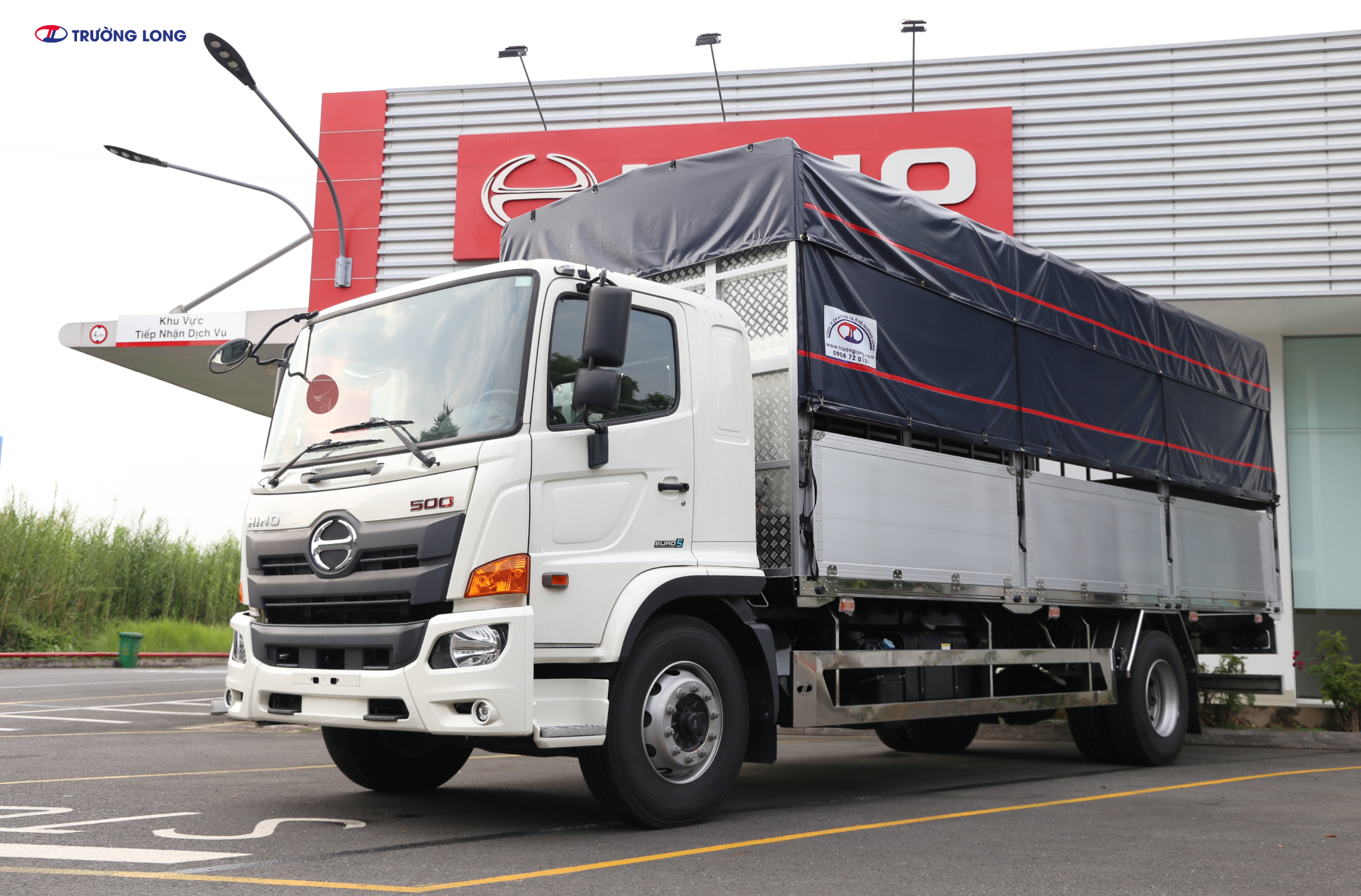HINO FG PGV - Xe mui bạt 7 tấn 8 thùng dài 7m3