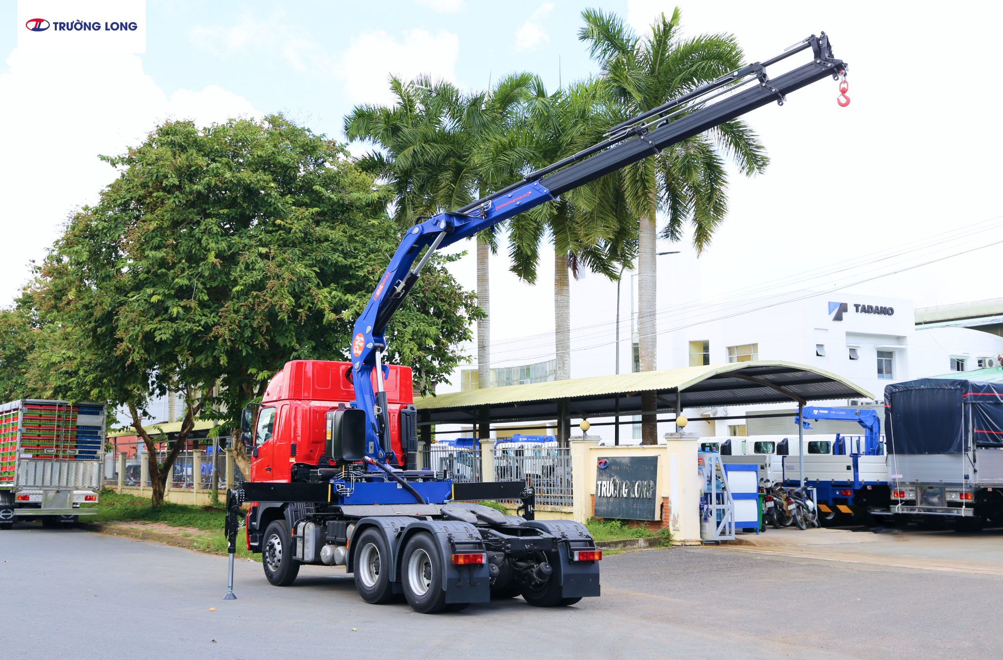 HINO SS2P EURO 5 - Xe tải cẩu gập PM