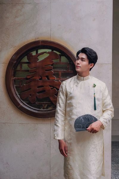  Áo dài Hữu Đức 