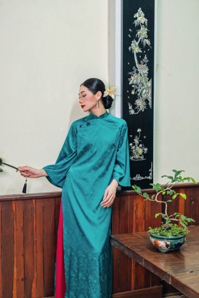  Áo dài Hạ Huyên 