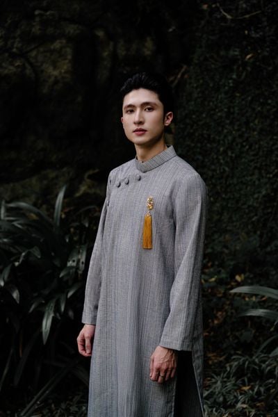  Áo dài Thanh Phong 