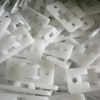  Bas xe hơi, bas nhựa trắng neo chống ngã, chống lật (Cái) 