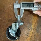  Bánh xe cao su ty ren M10, phi 50mm (Cái) 