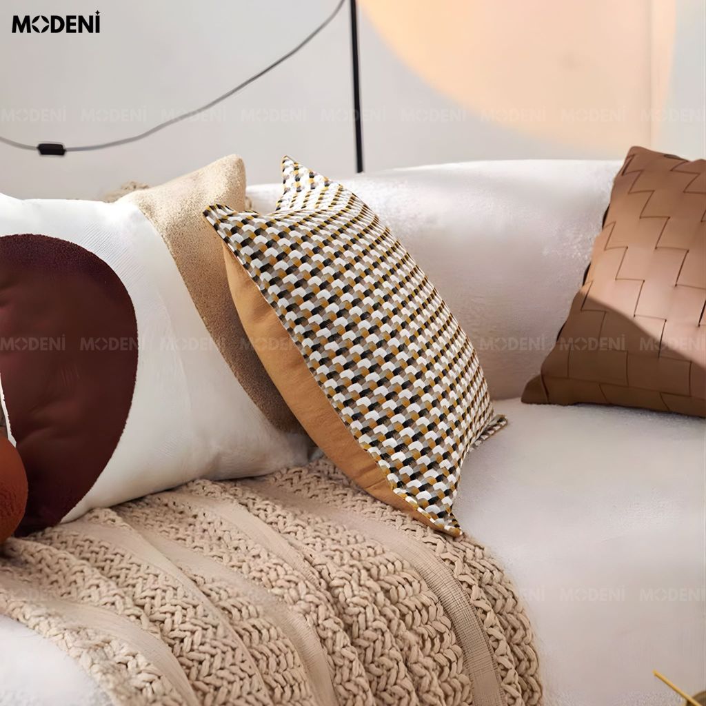 Vỏ Gối Sofa Linemark – Vải Chinelle Họa Tiết Caro Đa Lớp Tối Giản