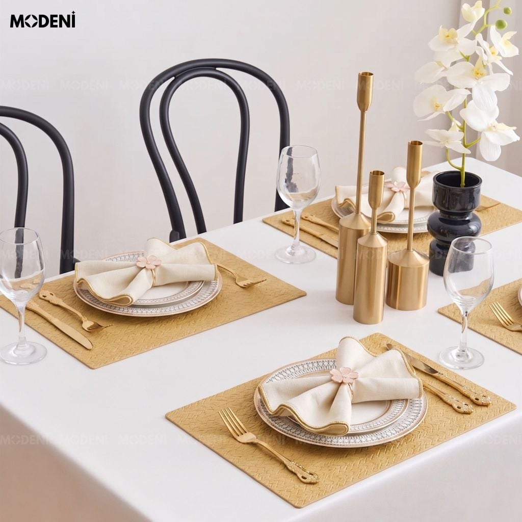 Tấm Lót Bàn Ăn Tassilo Placemat PVC Giả Da Cao Cấp Màu Vàng Họa Tiết Dệt Xương Cá Chống Thấm Nước Cho Bàn Tiệc Sang Trọng