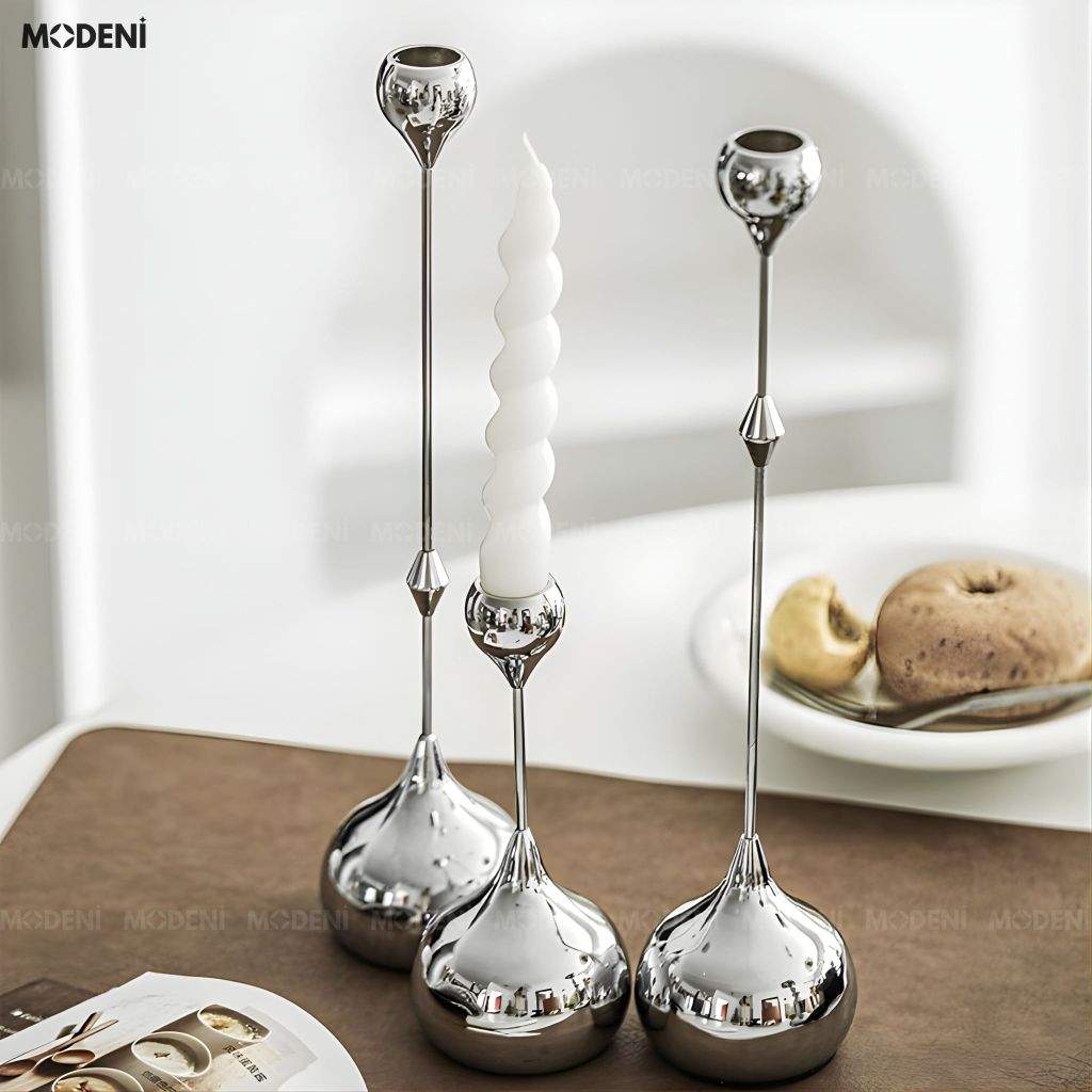 Set 3 Chân Nến Kim Loại Yusla Silver – Chân Nến Trang Trí Cao Cấp – Tôn Vẻ Đẹp Không Gian Hiện Đại – Decor Phòng Khách & Bàn Sofa