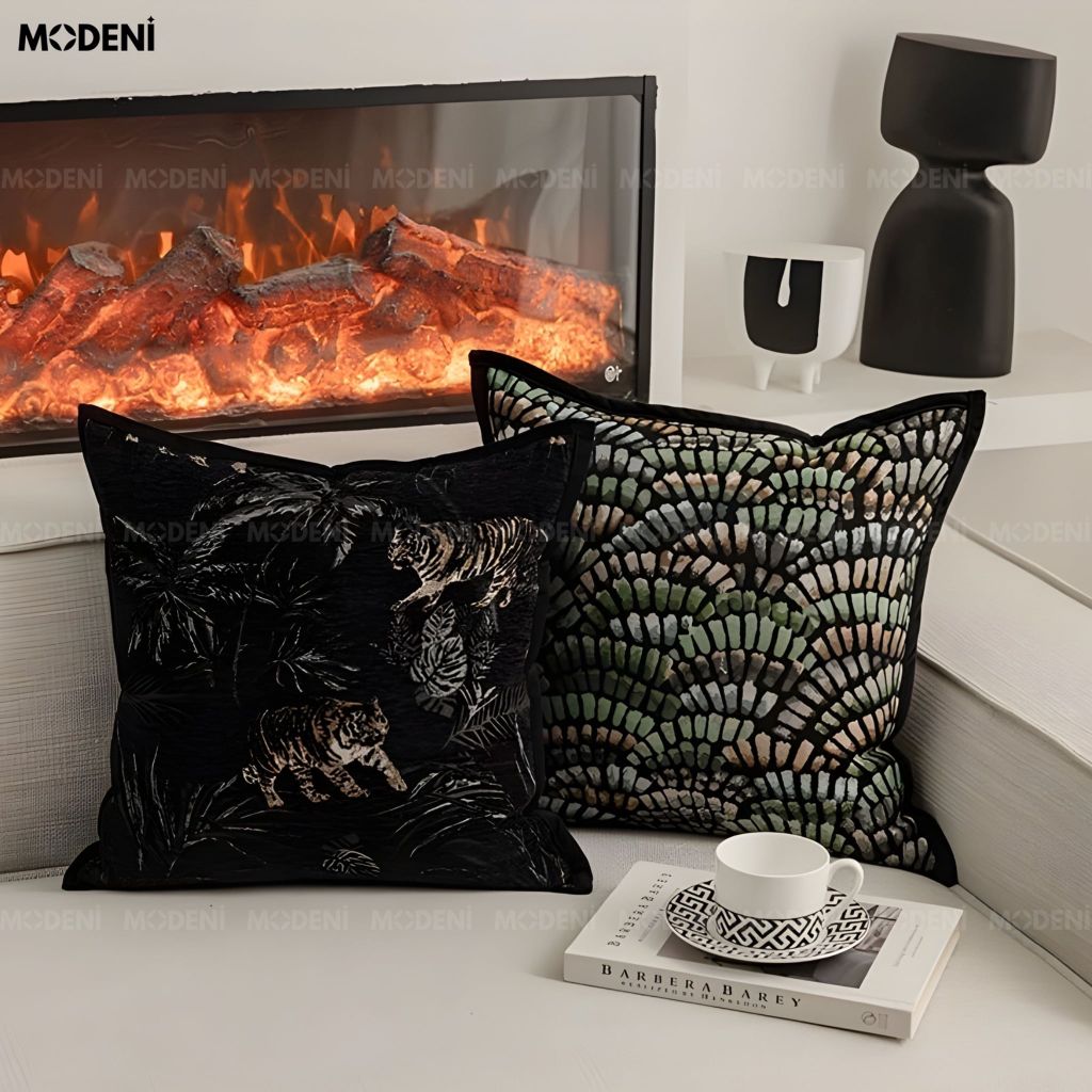 Vỏ Gối Sofa Limber – Vải Jackquard Phối Nhung Họa Tiết Hổ Lá Rừng May Ép Nhiệt Hiện Đại Sang Trọng
