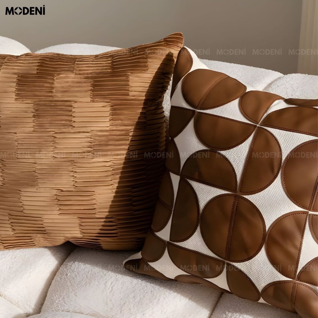 Vỏ Gối Sofa Velo – Da Phối Lanh Họa Tiết Khối Đối Xứng May Bán Nguyệt Phong Cách Funky