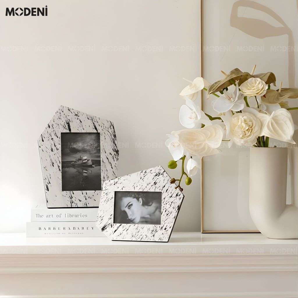 Set Khung Ảnh Alatic Gỗ Phối Lông Ngựa Hoa Văn Đốm Da Bò Sang Trọng Cho Không Gian Hiện Đại