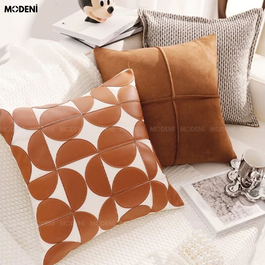 Vỏ Gối Sofa Velo – Da Phối Lanh Họa Tiết Khối Đối Xứng May Bán Nguyệt Phong Cách Funky