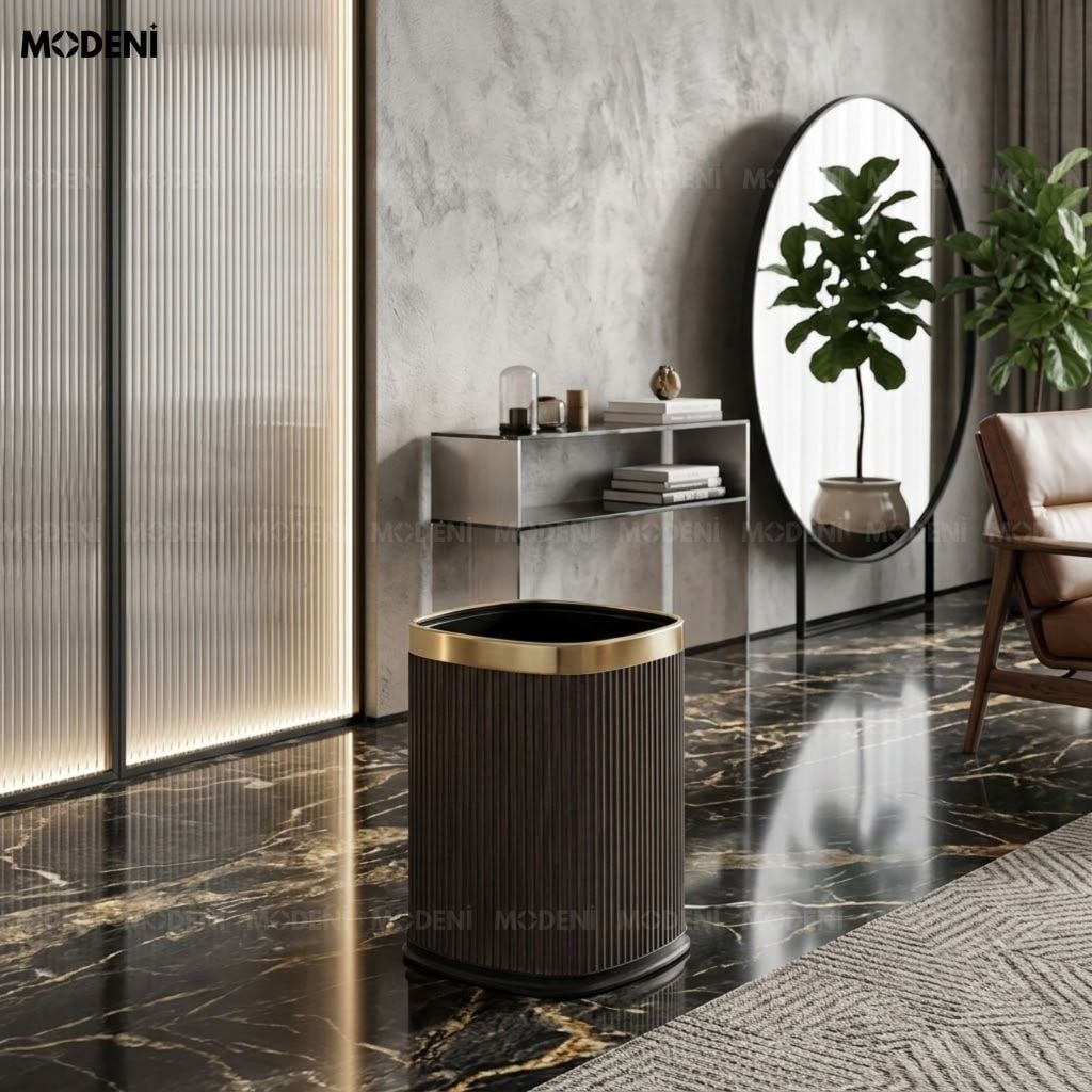 Thùng Rác Trang Trí Volta Da PU Khung Kim Loại Phong Cách Minimalism Phối Đen Trắng Viền Bạc Cho Phòng Khách