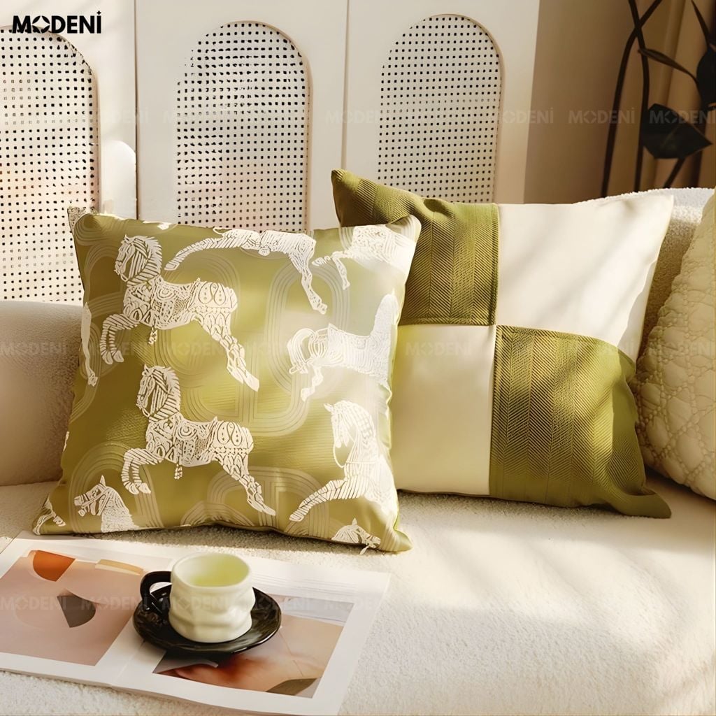 Vỏ Gối Sofa Shadowline – Vải Jacquard Phối Linen Họa Tiết Ngựa Thêu May Viền Ẩn Hiện Đại