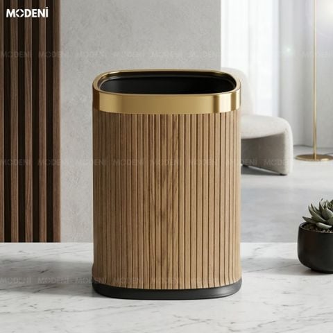 Trực diện trên nền trắng chụp thùng rác cao cấp Lignum hiển thị rõ kích thước 21x21x29cm họa tiết vân gỗ.