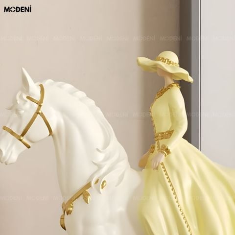  Tượng Trang Trí Aureline Composite Cao Cấp Đúc Nguyên Khối – Điểm Nhấn Cho Bàn Console, Kệ Tủ Và Không Gian Hiện Đại Sang Trọng 