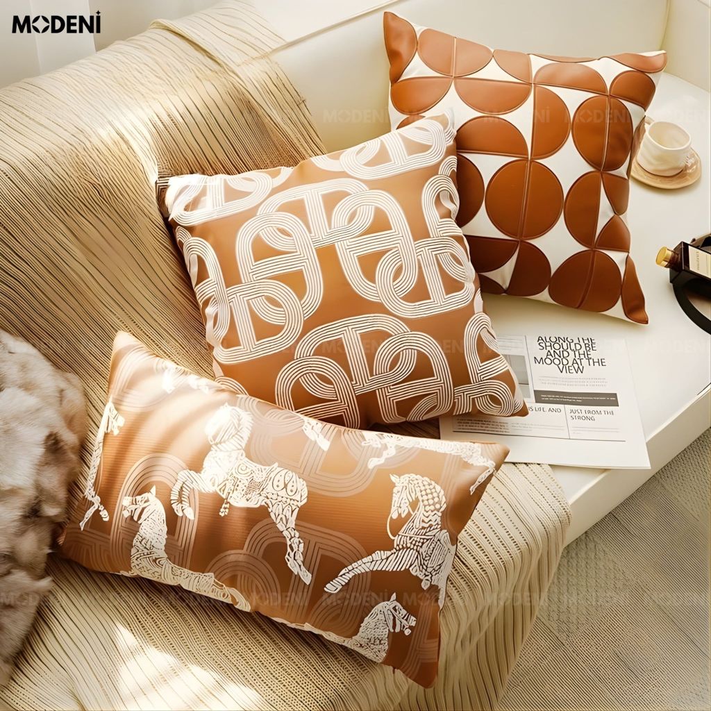 Vỏ Gối Sofa Shadowline – Vải Jacquard Phối Linen Họa Tiết Ngựa Thêu May Viền Ẩn Hiện Đại