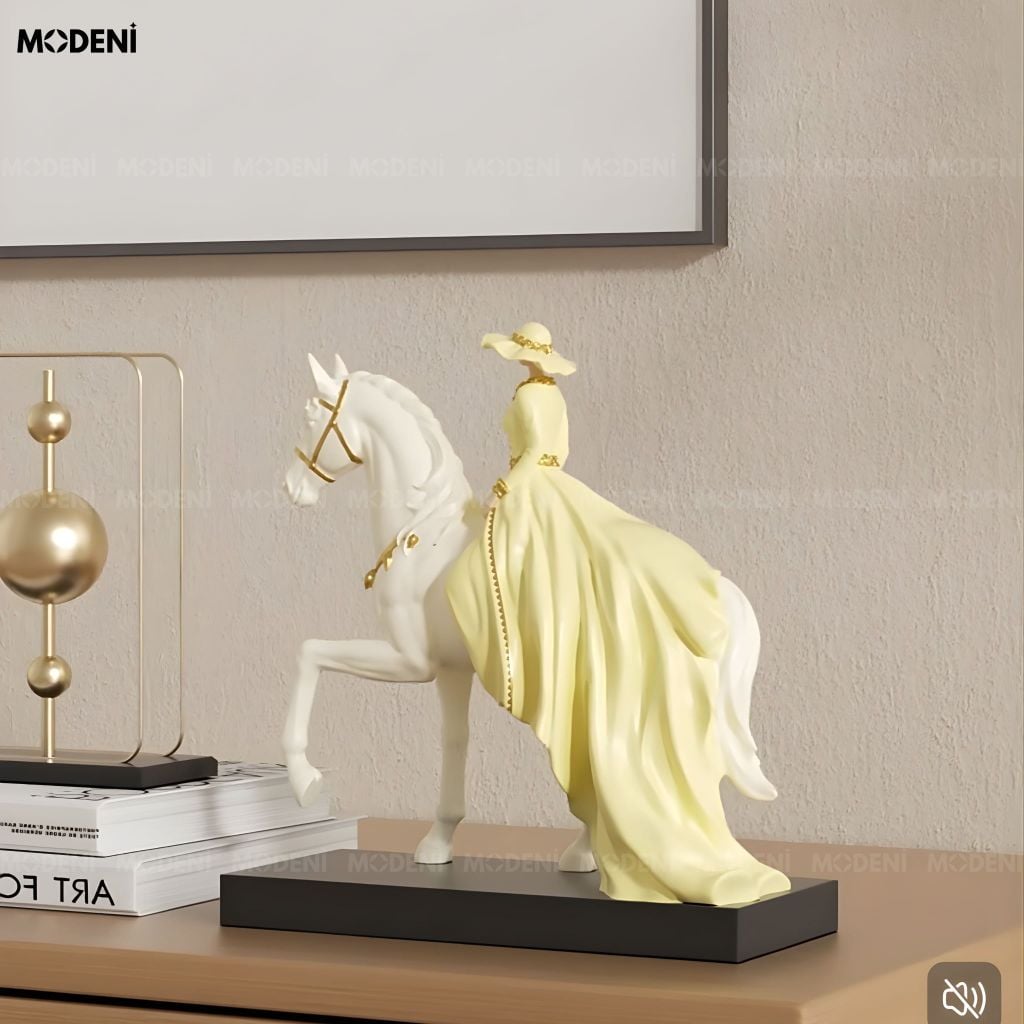 Tượng Trang Trí Aureline Composite Cao Cấp Đúc Nguyên Khối – Điểm Nhấn Cho Bàn Console, Kệ Tủ Và Không Gian Hiện Đại Sang Trọng
