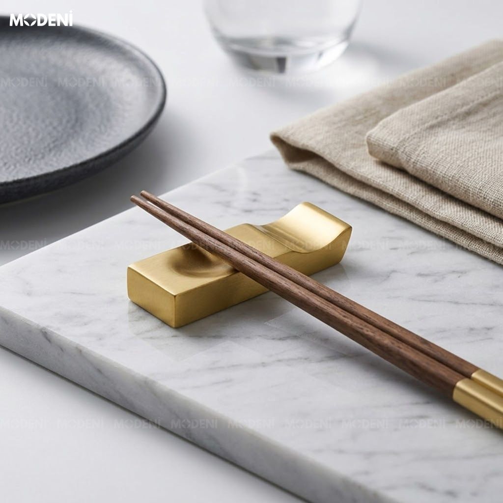 Gác Đũa Mesa Hợp Kim Đúc Nguyên Khối Thẩm Mỹ Châu Âu Phom Dáng Hình Học Sắc Sảo Cho Bàn Ăn Sang Trọng