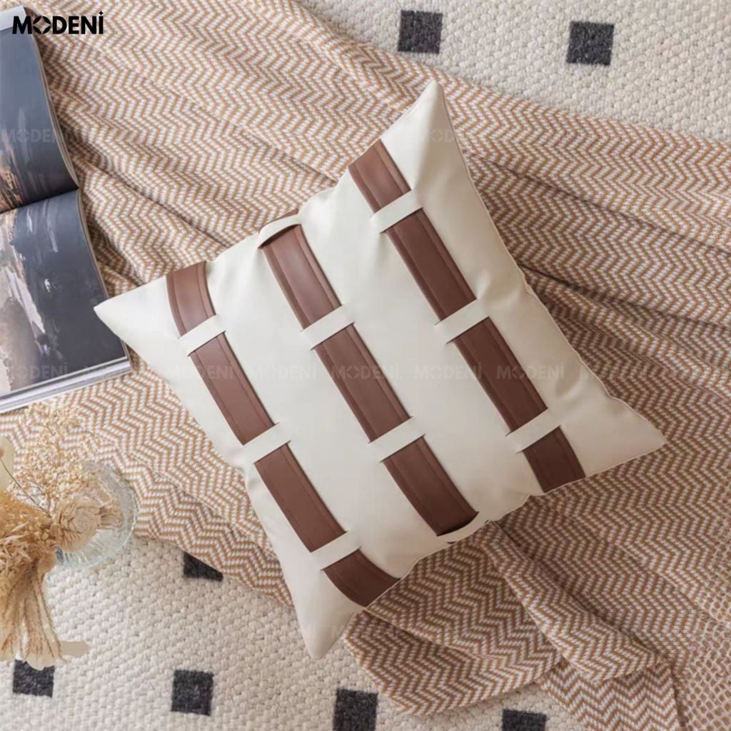 Vỏ Gối Sofa Trace – Da Microfiber Kết Hợp Vải Nhung Họa Tiết Caro Ráp Tay Tối Giản Japandi