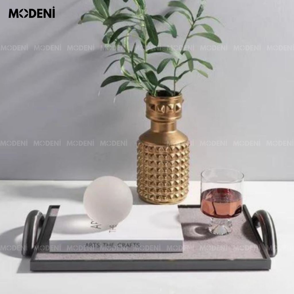 Khay Chữ Nhật Clitus Trắng – Khay Decor Sang Trọng Hiện Đại – Phối Vân Nổi Chống Thấm, Tay Cầm Mạ Kim Sáng Bóng – Phù Hợp Trang Trí Bàn Sofa, Console, Quầy Bar