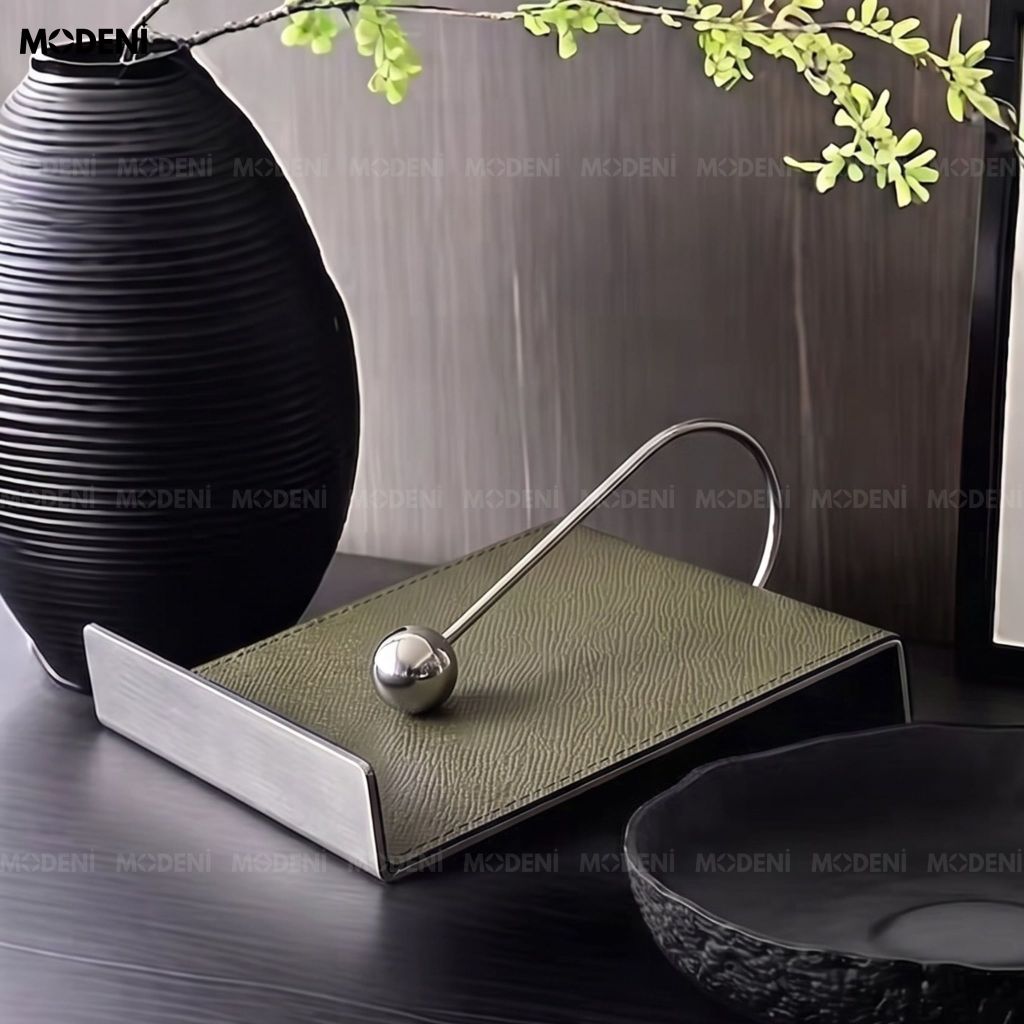 Chặn Giấy Ăn Để Bàn Vega Thép Không Gỉ Phối Da Màu Xanh Rêu Phong Cách Sang Trọng