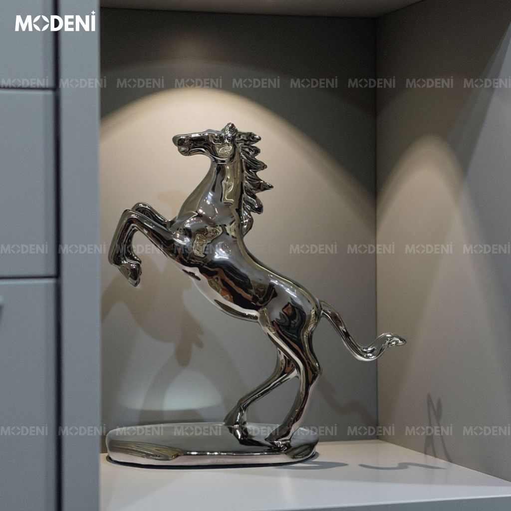 Tượng Trang Trí Ngựa Đứng Valios Black – Decor Mạ Kim Bóng – Tạo Điểm Nhấn Quyền Lực Cho Không Gian