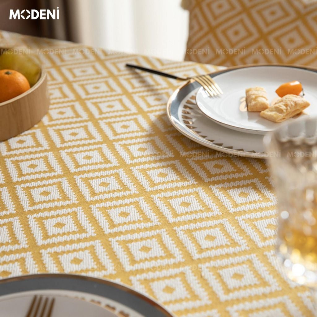Khăn Trải Bàn Sunday Chống Thấm Cao Cấp – Vải Dày Vàng Gấm Nắng – Sang Trọng & Chill Cho Bàn Ăn Hiện Đại