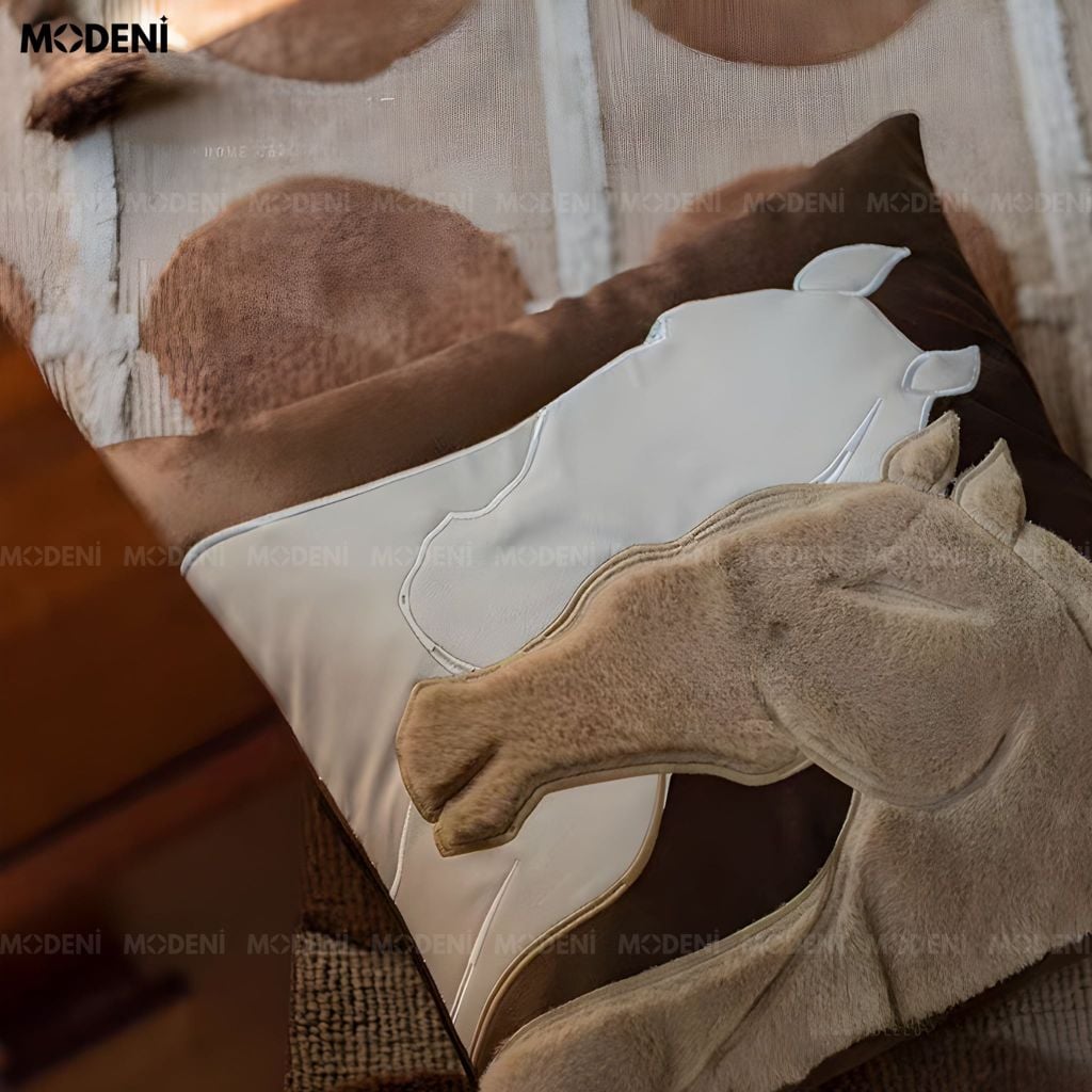 Vỏ Gối Sofa Dreamline – Vải Jackquard Phối Chenille Nhung Họa Tiết Ngựa Nổi May Ghép Tối Giản