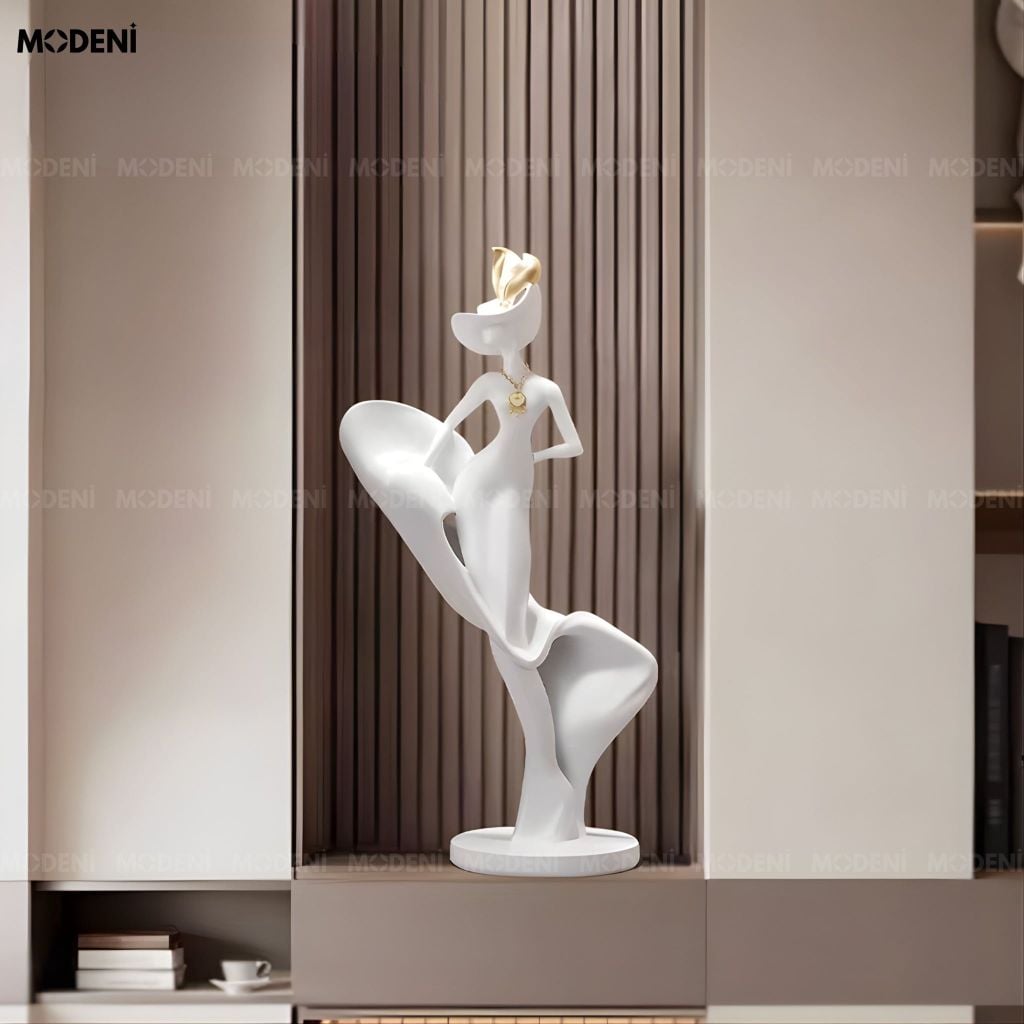 Tượng Trang Trí Luna Composite Cao Cấp Đúc Nguyên Khối, Biểu Tượng Sự Tự Tin – Điểm Nhấn Cho Kệ Tủ Hiện Đại