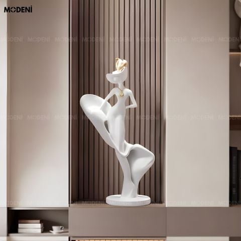  Tượng Trang Trí Luna Composite Cao Cấp Đúc Nguyên Khối, Biểu Tượng Sự Tự Tin – Điểm Nhấn Cho Kệ Tủ Hiện Đại 