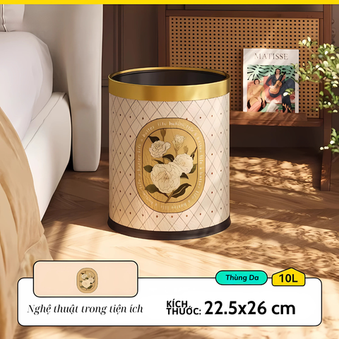  Thùng Rác Có Nắp Regina – Thùng Rác Da Cao Cấp Họa Tiết Hoa Vàng Sang Trọng – Dung Tích 10L, Phù Hợp Phòng Ngủ, Bàn Trang Điểm, Văn Phòng 