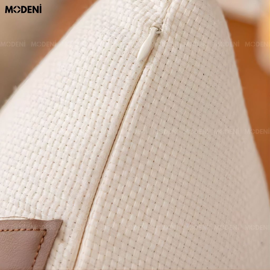 Vỏ Gối Sofa Ranch – Da Microfiber Phối Linen Họa Tiết Mảng Phối Nâu – Kem Hài Hòa Tối Giản