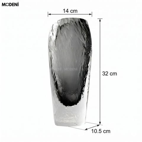 Bộ đôi bình hoa thủy tinh Iceberg màu xám khói cắm cành hoa mộc trang trí trên khay gỗ thanh lịch.
