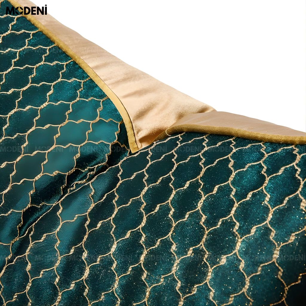 Vỏ Gối Sofa Maze – Vải Nhung Thêu Lưới Vàng Phong Cách Địa Trung Hải