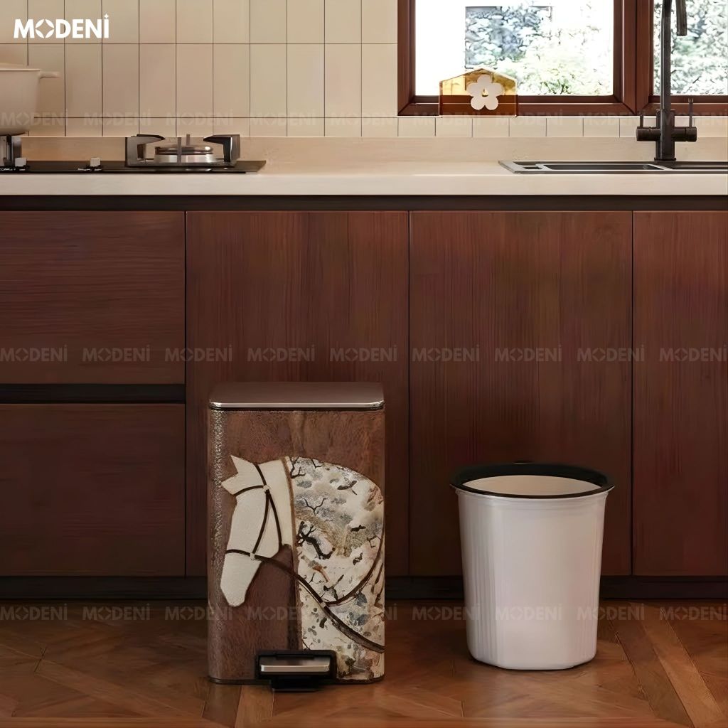 Thùng rác Gallop Brown da cao cấp phối inox phong cách đơn giản cho không gian trung tâm sang trọng tinh tế