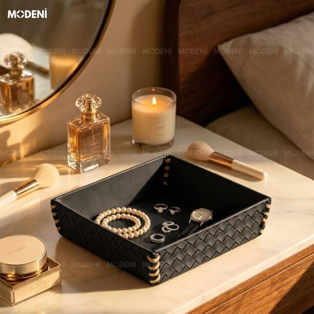Khay Để Bàn Da Cesto Đen Da PU Họa Tiết Caro Nổi Dễ Dàng Lau Chùi Cho Không Gian Hiện Đại